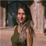 Profesora de fotografía con 7 años de experiencia como fotógrafa y con nociones sobre teoría y técnica fotográfica.